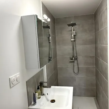 Chateau De La Folie Montfort-sur-Risle