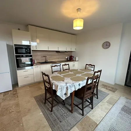 Villa Chateau De La Folie