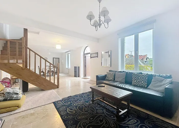 Villa Chateau De La Folie